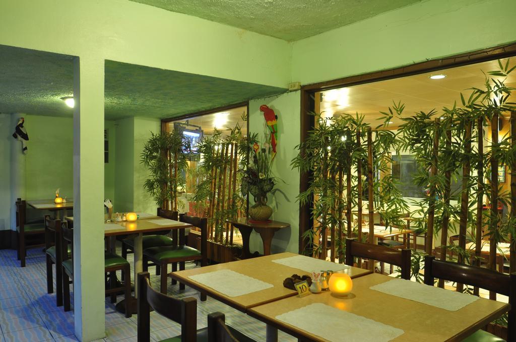 Swan Hotel Bangkok Exterior foto